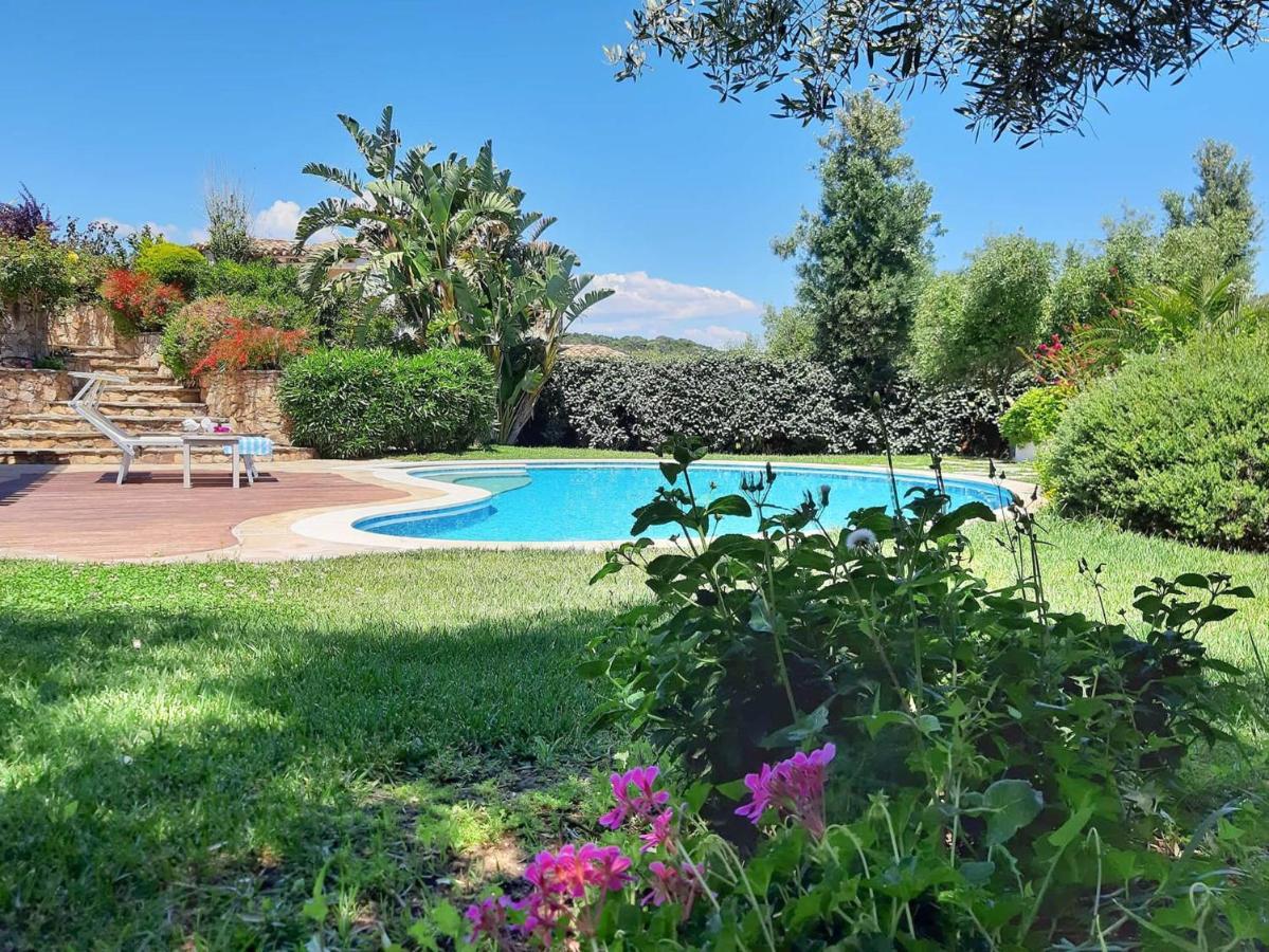 Villa Bougainvillea Con Piscina E Giardino Privato A Pochi Passi Dal Mare 카스티아다스 외부 사진