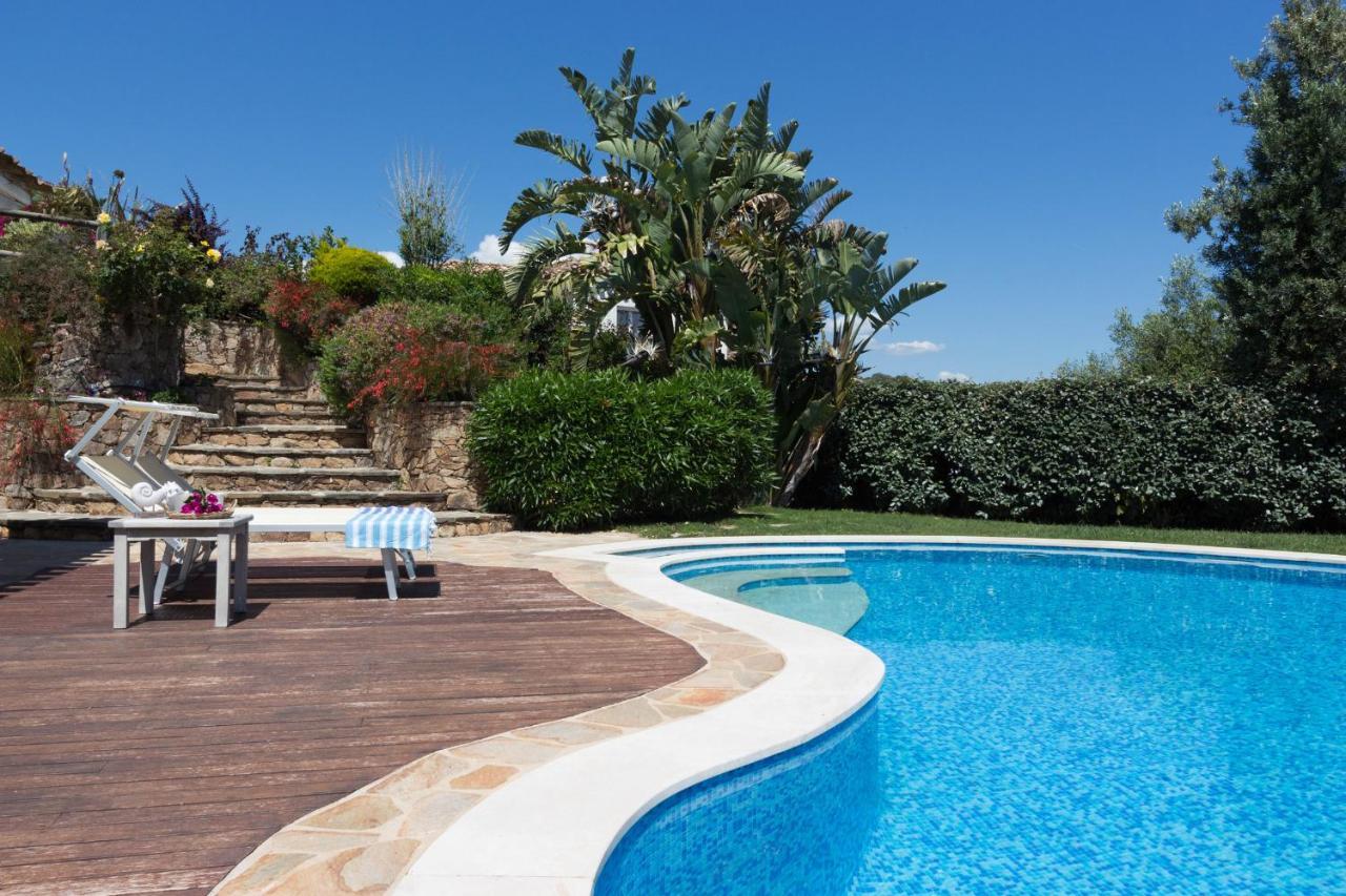 Villa Bougainvillea Con Piscina E Giardino Privato A Pochi Passi Dal Mare 카스티아다스 외부 사진